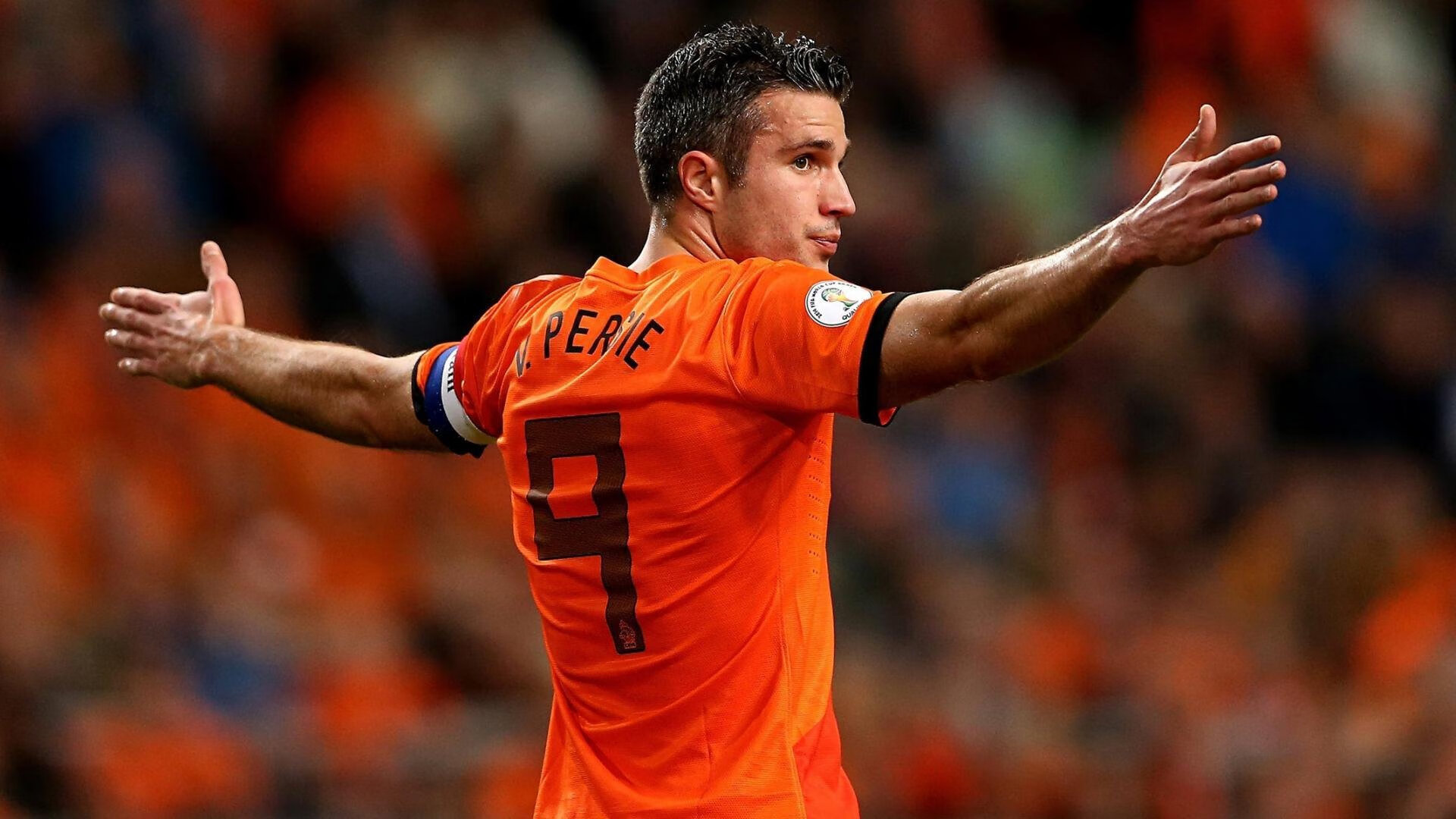 伊朗队中场罗德里格斯在巴黎奥运会上展现出强大的组织能力,伊朗总统内甲德